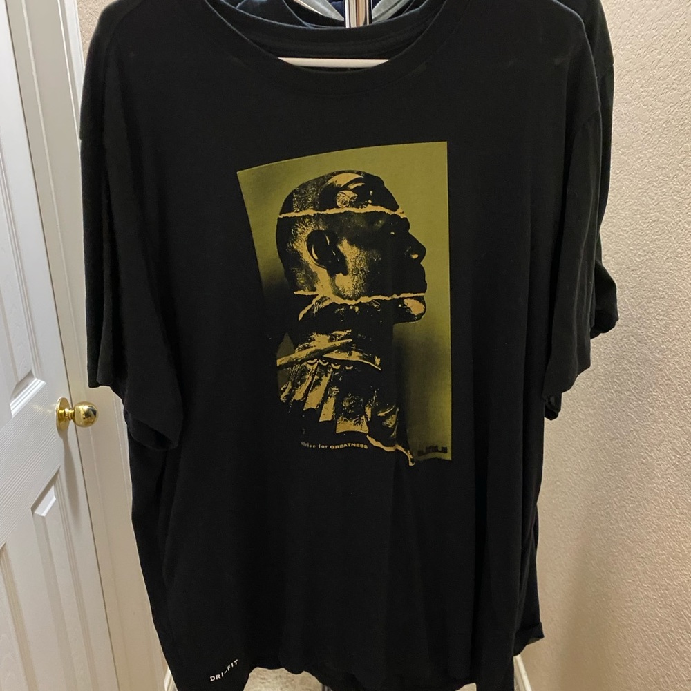 Nike Lebron T-shirt!